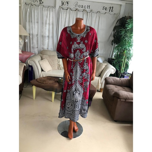 Stacey Summers Dresses & Skirts - Stacey Summers Pink white black Maxi Kaftan Dress